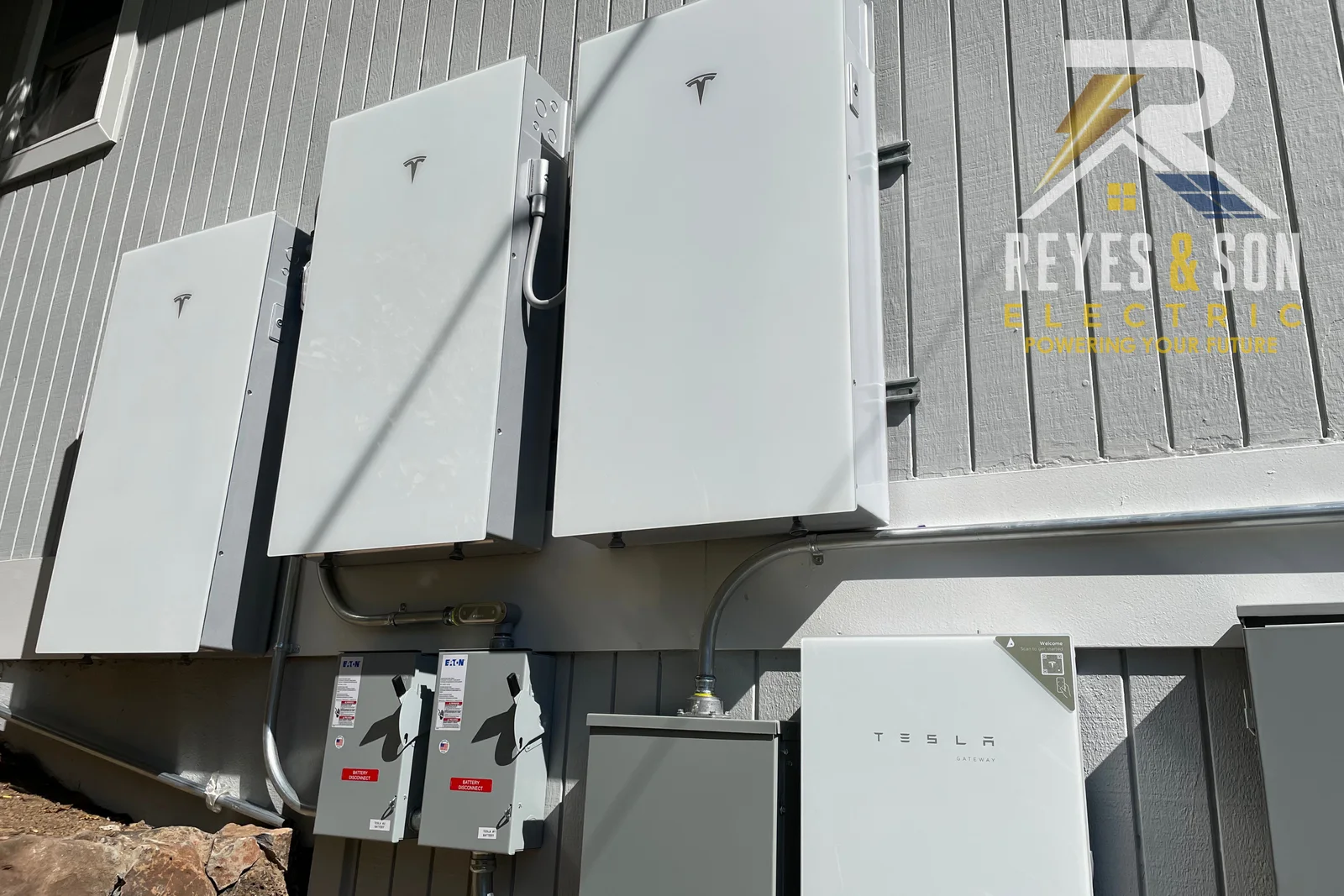 Battery Backup and Energy Storage Systems - Reyes and Son Electric LLC